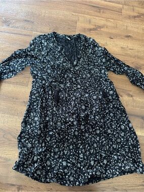 Old Navy Black Dress with White Floral Print